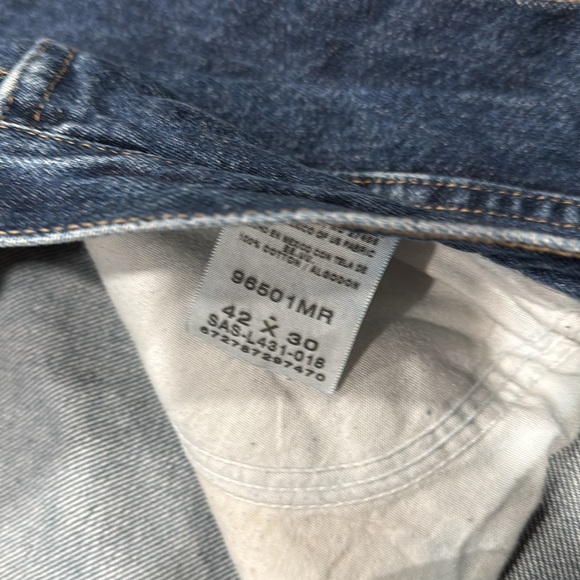 Men’s Wrangler jeans - Picture 3 of 6